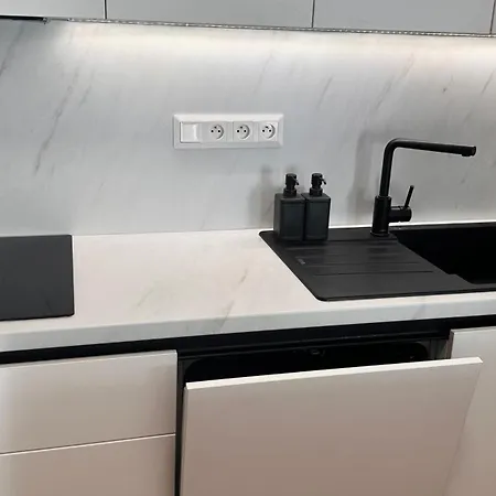 Centrum S Parkovanim アパート *