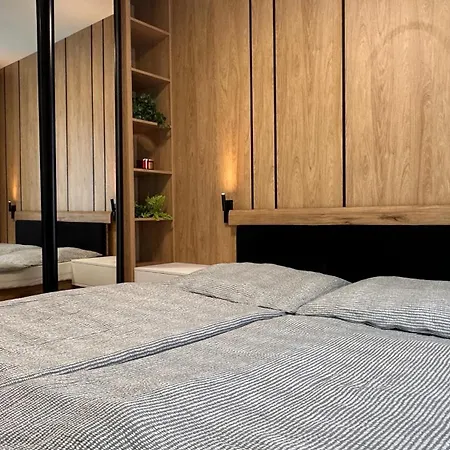 アパート Centrum S Parkovanim *